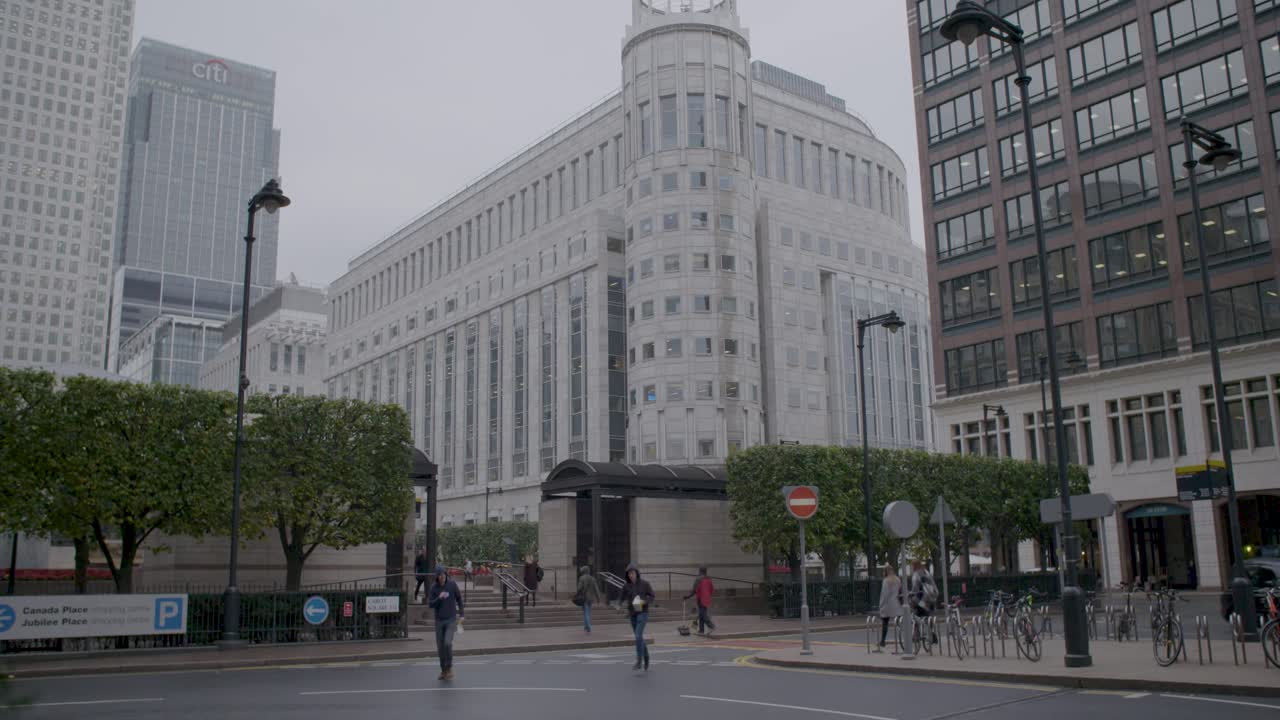 Canary Wharf, London: A Cloudy Day in the Business District