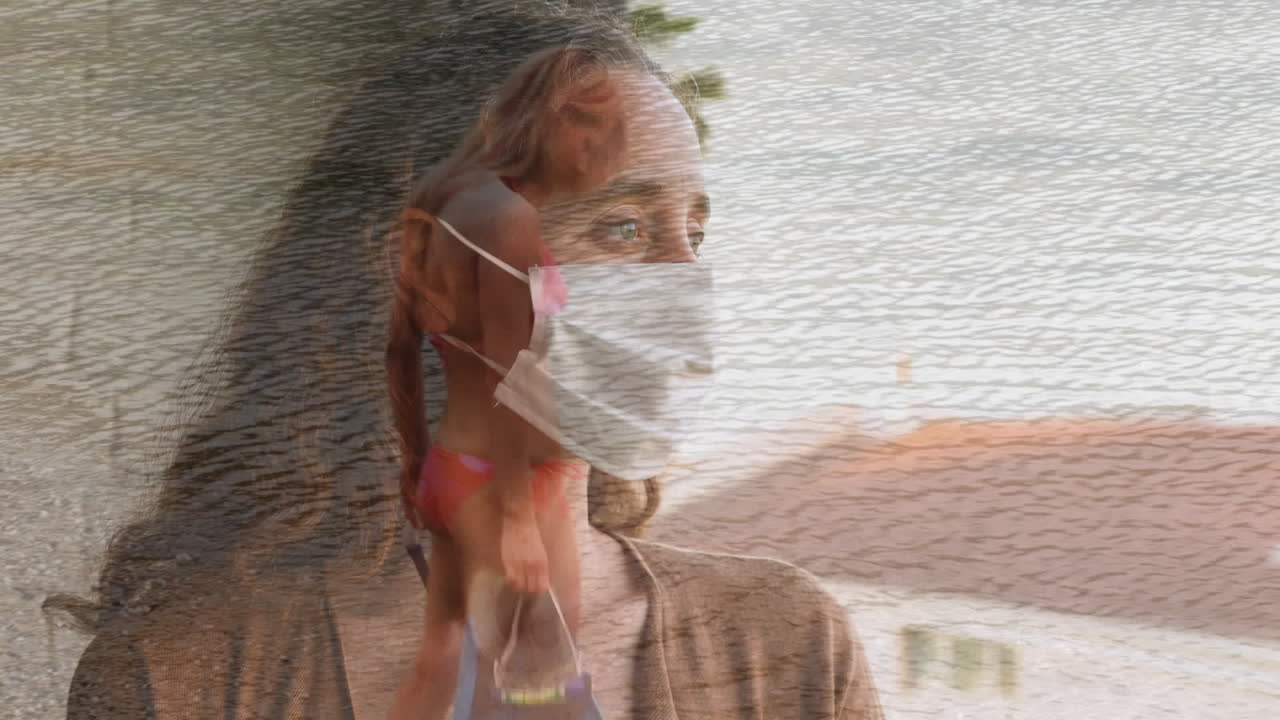 해변에서  ⁇ 고 있는 여성과 대비하여 얼굴 마스크를 쓴 여성의 디지털 복합 비디오