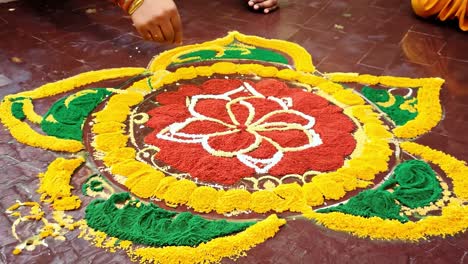 hermoso diseño de rangoli para la celebración de diwali