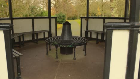 Interior-Detail-Of-National-Botanic-Gardens-Bandstand-In-Dublin,-Ireland