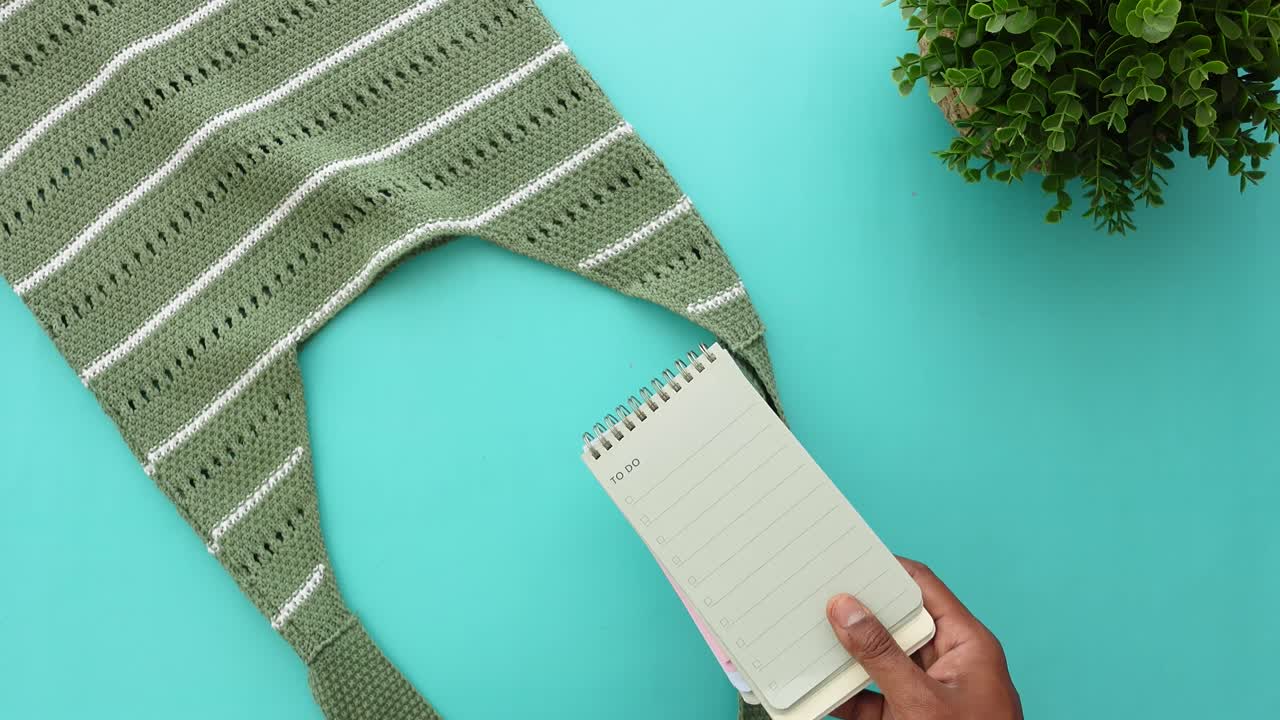 Crochet bag and notebook