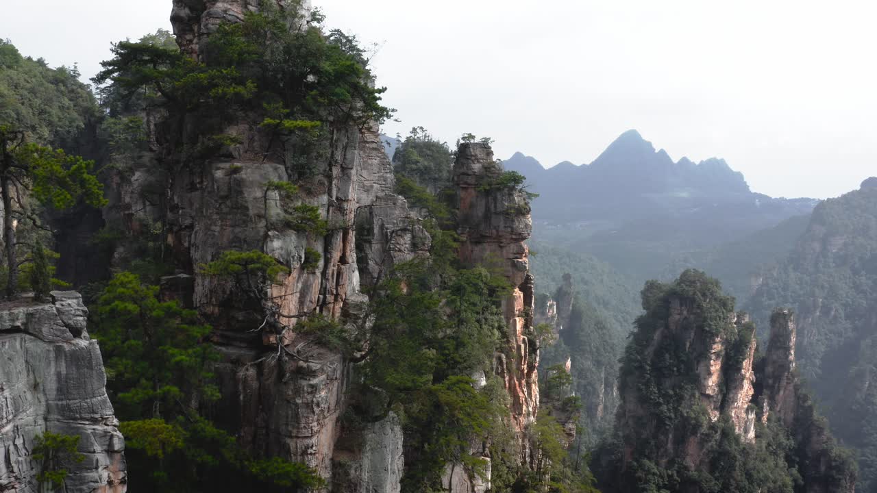 paisajes naturales impresionantes en el parque forestal nacional de zhangjiajie en zhangjiajie, provincia de hunan, china