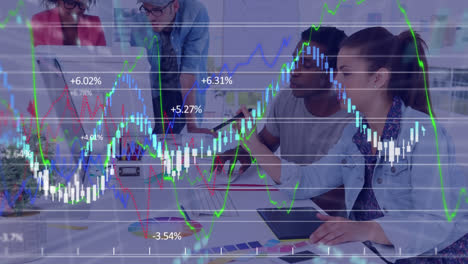 Animación-De-Empresarios-Sobre-Procesamiento-De-Datos-En-Segundo-Plano.