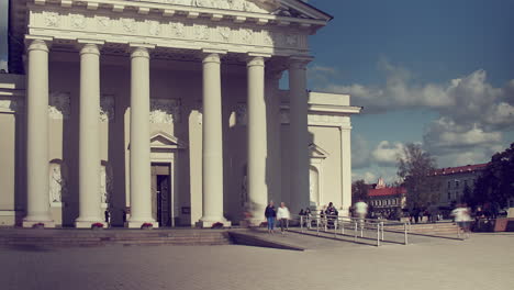 vilnius cathedral square. lithuania. time lapse video.