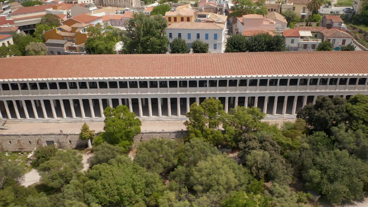 attalos의 stoa 왼쪽에서 오른쪽 샷