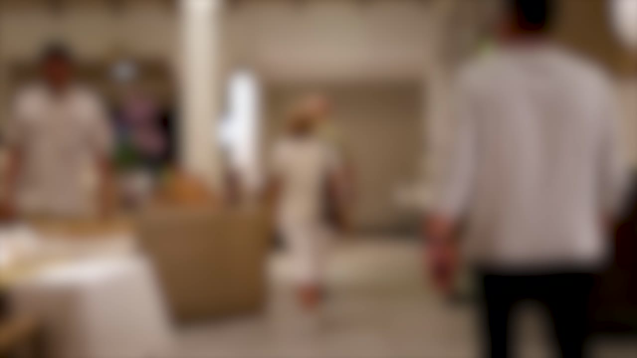 레스토랑 내부 흐릿한 시각