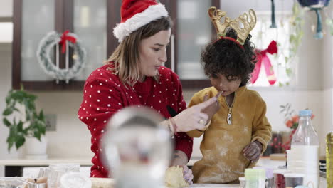 Machen-Sie-Die-Weihnachtszeit-Zu-Einem-Unvergesslichen-Ereignis-Für-Kinder