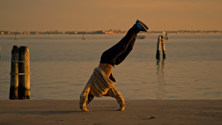 Breakdancing at Sunset in Venice