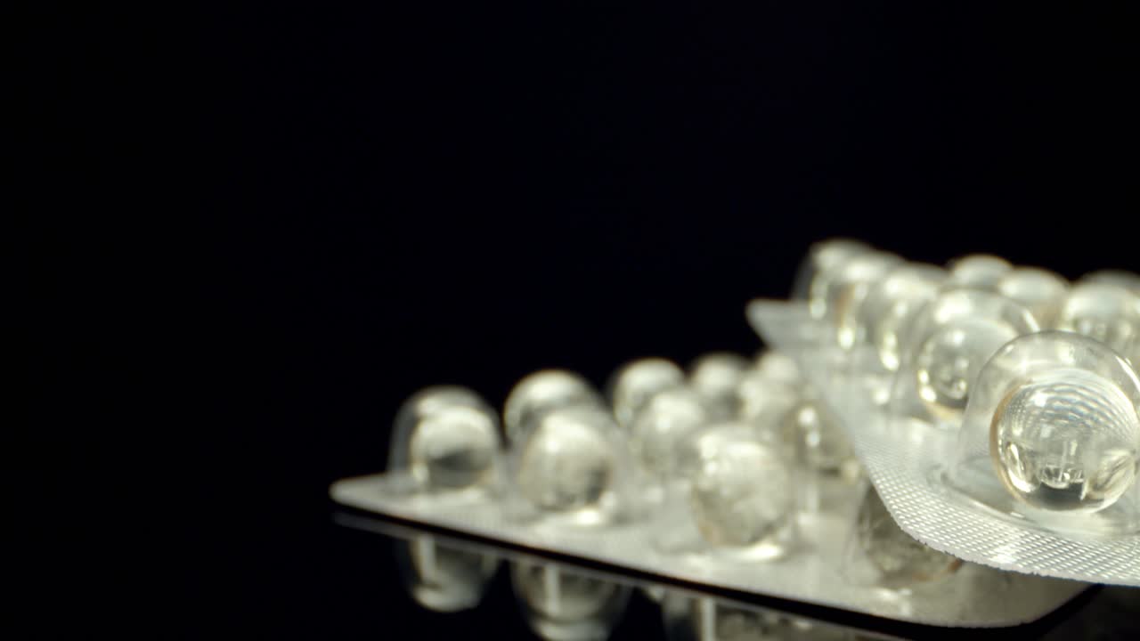 clear healthy diet suplement medicine pills 4k uality mega super macro view shoot high quality