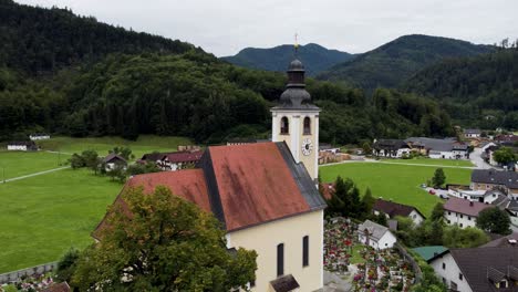 Aerial-of-Church-in-Grünau-im-Almtal,-Salzkammergut,-Upper-Austria