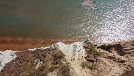 Aerial-reveal-shot-of-Clay-beach,-Cephalonia,-Kefalonia,-Greece