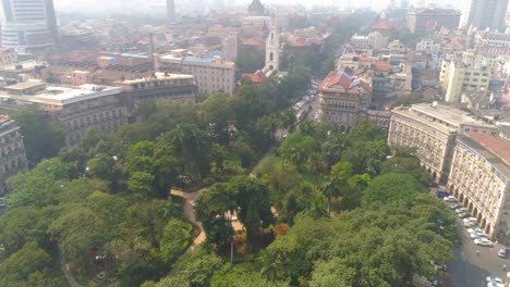 Vista-Aérea-De-Los-Jardines-Del-Círculo-Horniman-Y-La-Biblioteca-De-La-Sociedad-Asiática-De-Mumbai