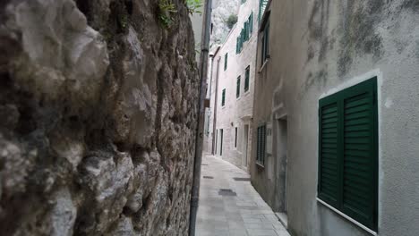 paseando por el casco antiguo de dubrovnik