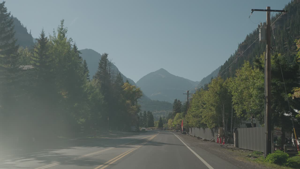 Scenic road trip through the mountains