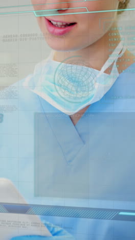 animación de una doctora caucásica con una tableta sobre el procesamiento de datos