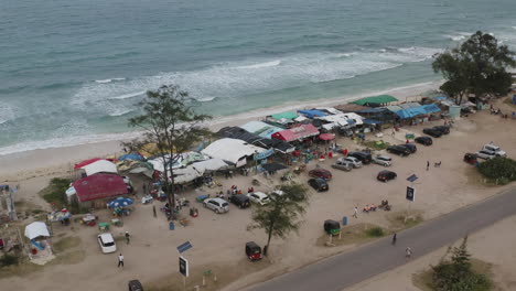 Restaurantes-Junto-Al-Mar-En-Coco-Beach-Dar-Es-Salaam,-Tanzania