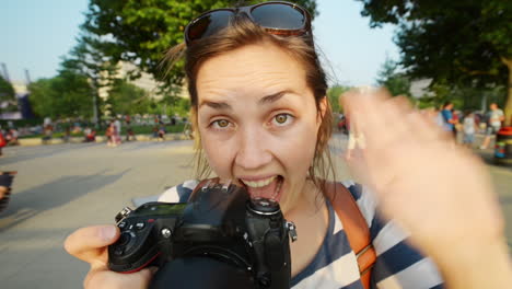 fotografo turistico che fotografa la città di londra al tramonto