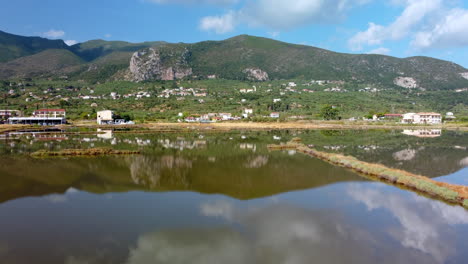 -Salt-flats-in-Alikanas