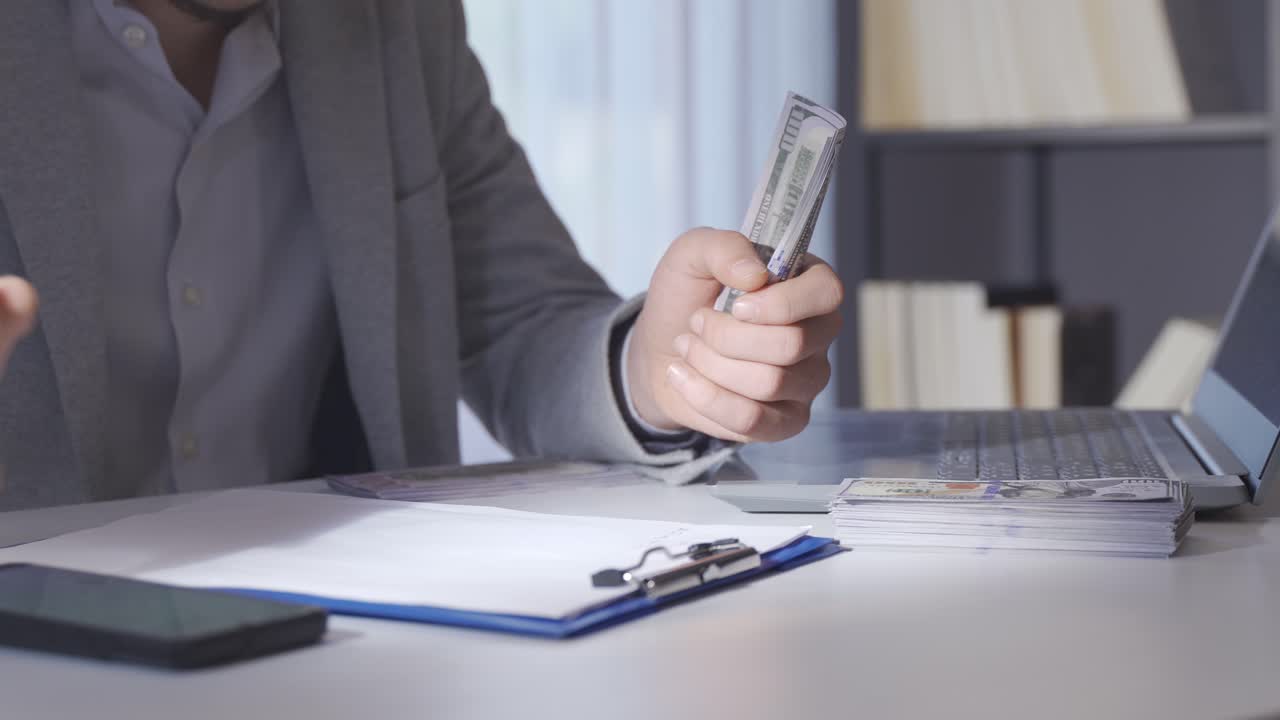 crisis financiera y el cálculo monetario.