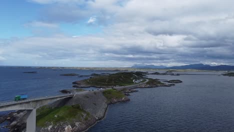 revelando la famosa carretera atlántica en noruega