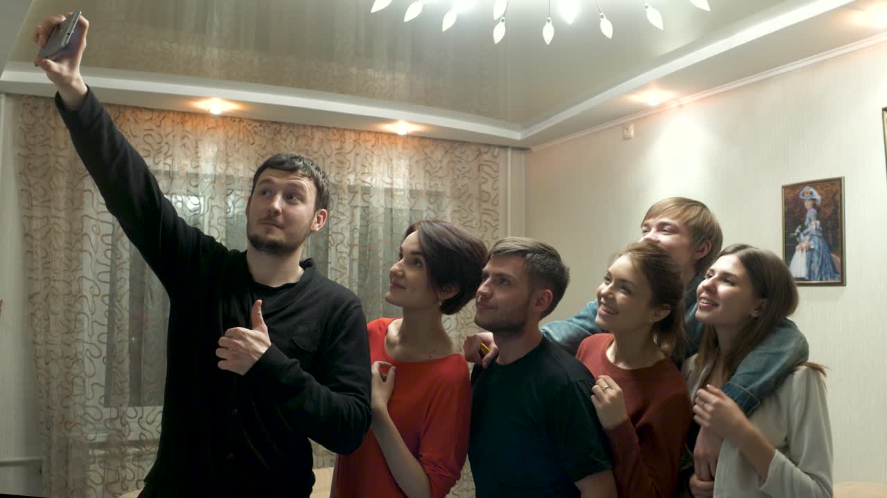 친구들의 그룹 셀피