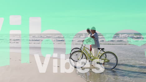 animación de vibraciones texto sobre sonriente pareja de ancianos afroamericanos en bicicleta en la playa