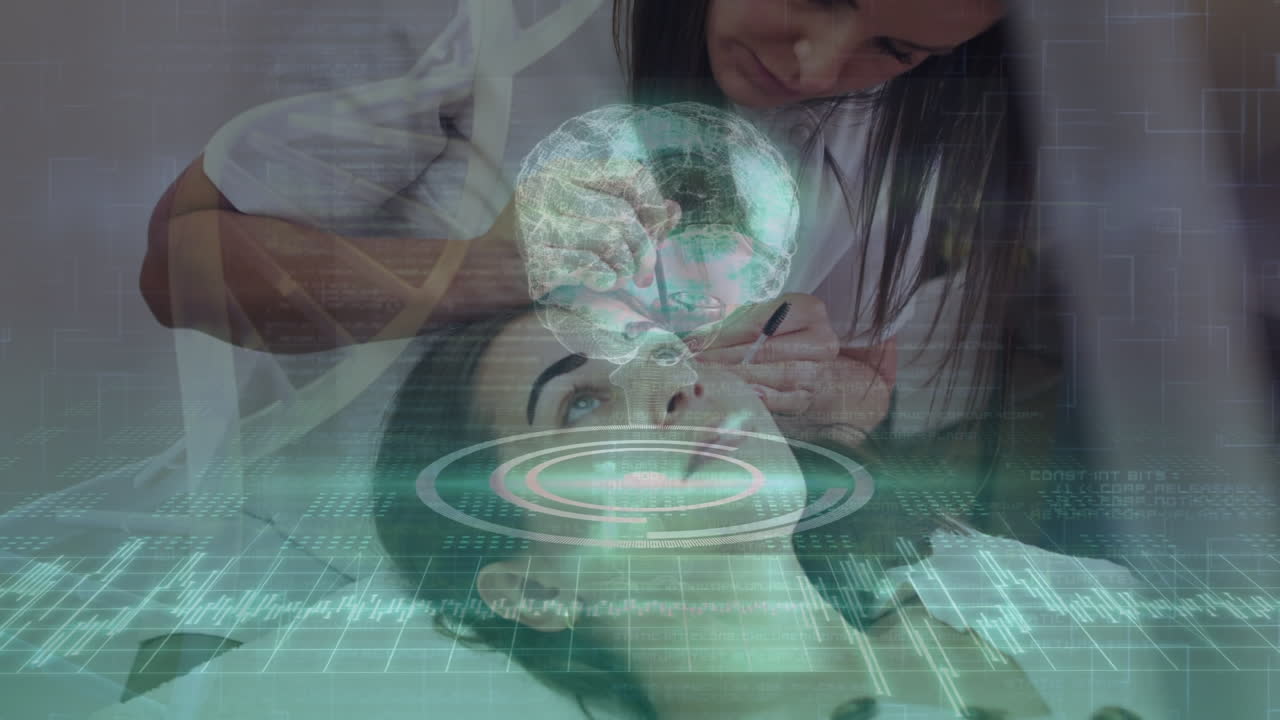 animación del procesamiento de datos médicos sobre una mujer caucásica recibiendo tratamiento de botox en su cara