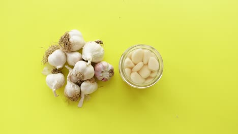 fresh garlic and pickled garlic