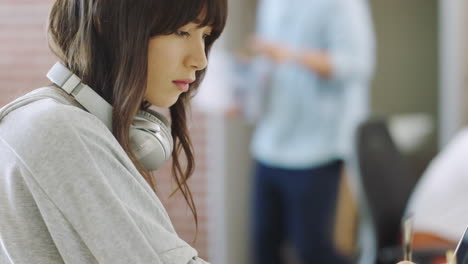 아시아 여성 글쓰기, 노트북