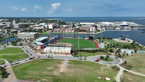 campo de béisbol estadio blue wahoo en pensacola, florida