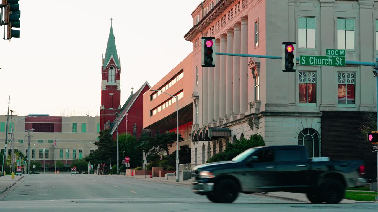 미국 일리노이 주 록포드에 있는 400 w. s. church st.