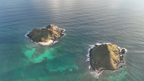 vista panorámica de las islas mokulua en lanikai hawaii dos islas al amanecer hermosa