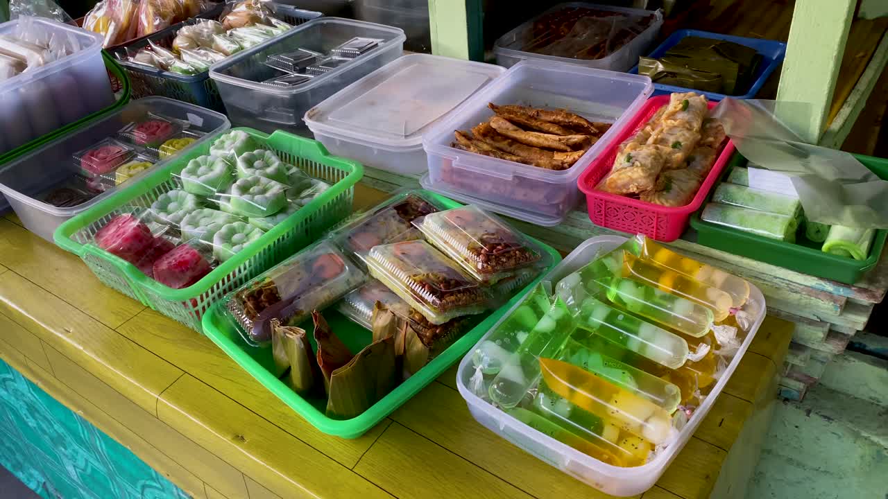 Indonesian traditional food &amp;quot;jajanan pasar