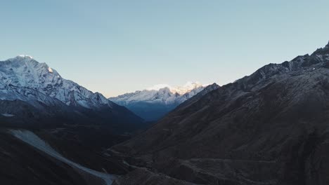 everest base camp trekking to nepal ebc 5364 meters