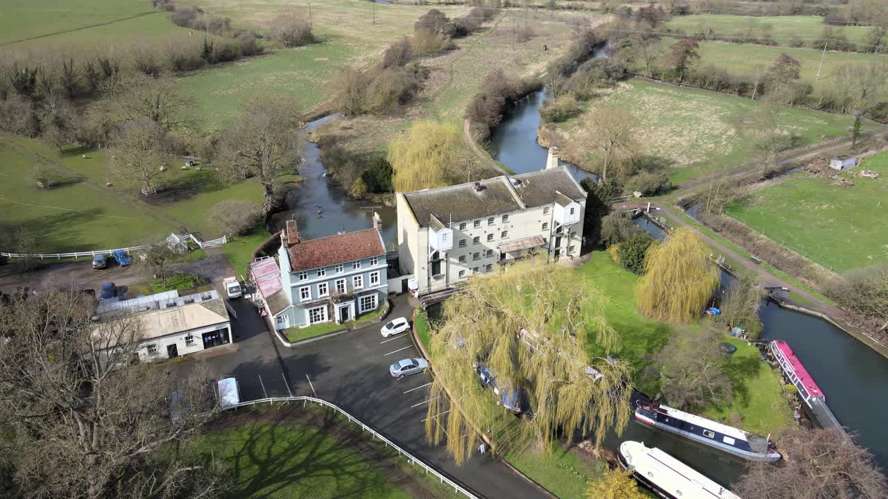 Cảnh quay trên không Parndon Mill, Harlow.