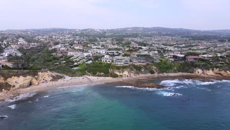 Antenne-über-Sonnenuntergang-Klippen-Am-Newport-Pacific-Beach-San-Diego-Kalifornien