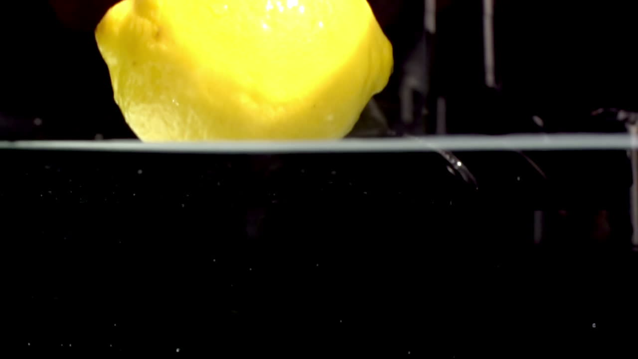 limón a cámara lenta 04