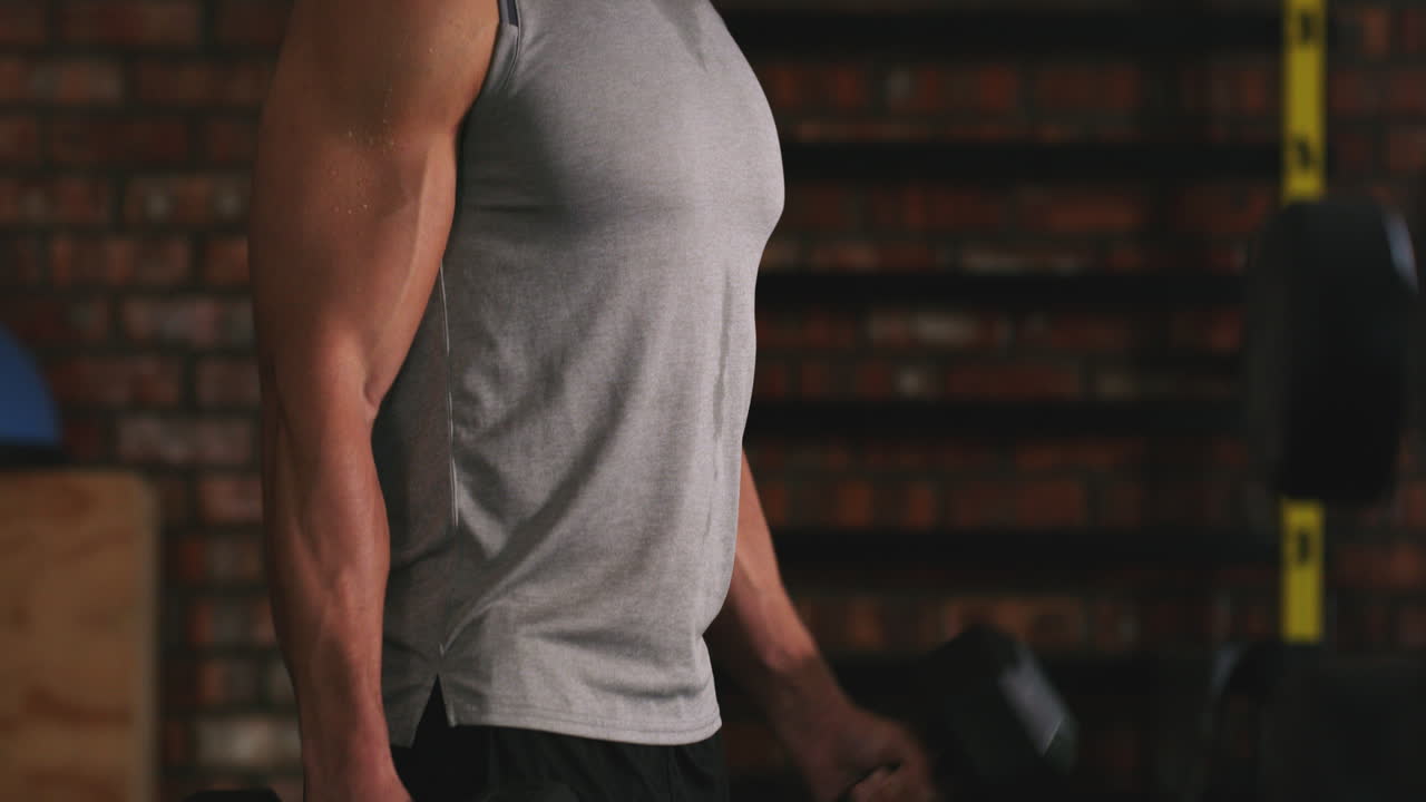 si necesitas liberar la frustración, ve al gimnasio.