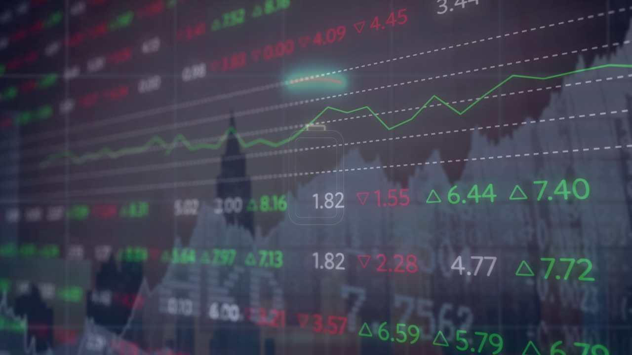 Animasjon av batteriikon i sirkel over flere grafer og tradingtavle mot en moderne bygning