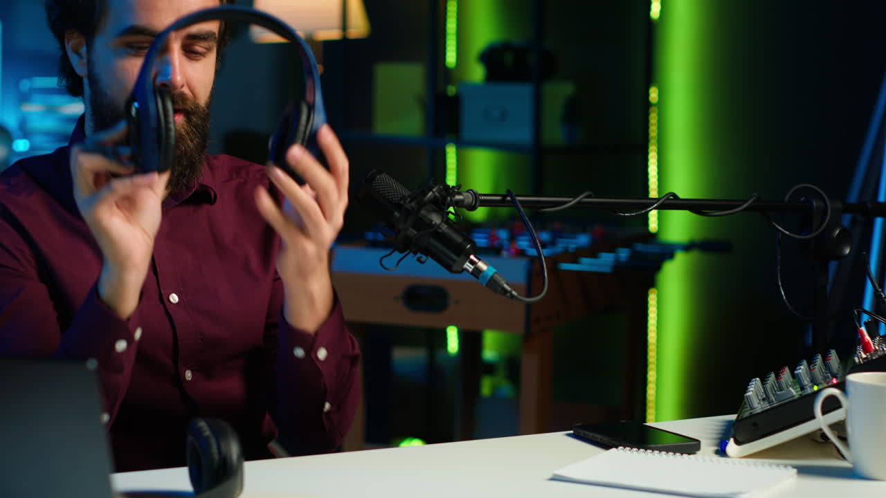 Tech expert testing headphones, review them