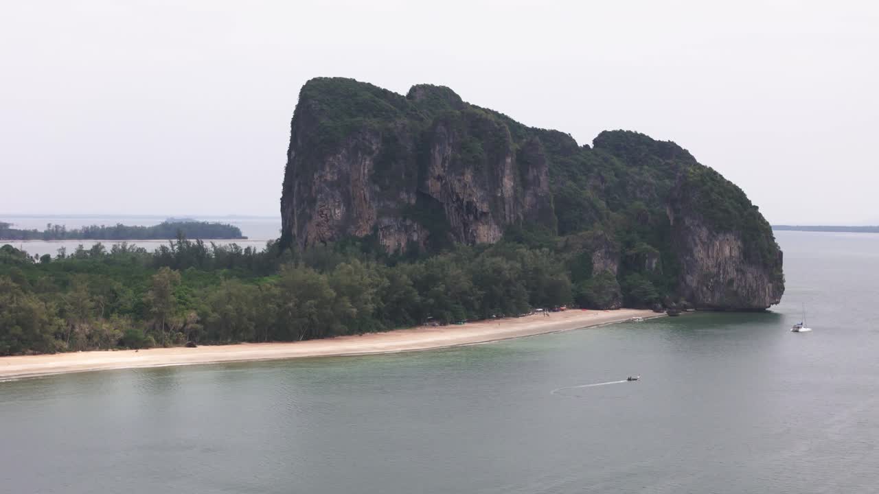 열대 섬 해안선