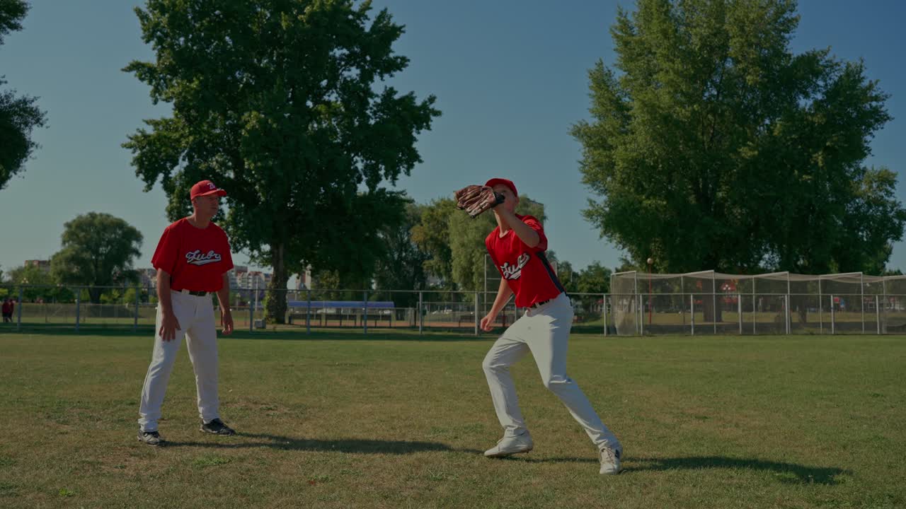 Allenamento della squadra di baseball