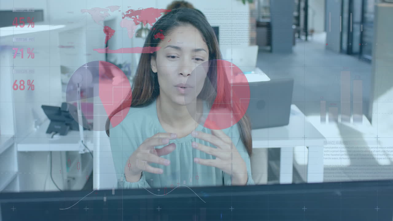 사무실에서 두 인종의 사업가에 대한 금융 데이터 처리의 애니메이션