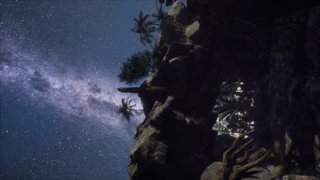 rutas de estrellas de astrofotografía de 4k sobre las paredes del cañón de piedra arenisca