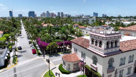 Vista-Aérea-De-Compras-De-Palm-Beach,-Florida,-Antena-De-West-Palm-Beach,-Florida