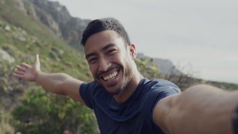 imágenes de video de 4k un descanso mientras caminas para tomar fotos