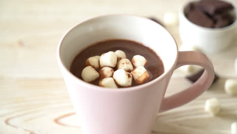 Tasse-Heiße-Schokolade-Mit-Marshmallows