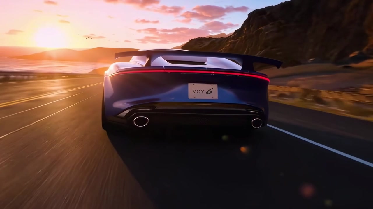 Auto sportiva blu che percorre una strada costiera al tramonto