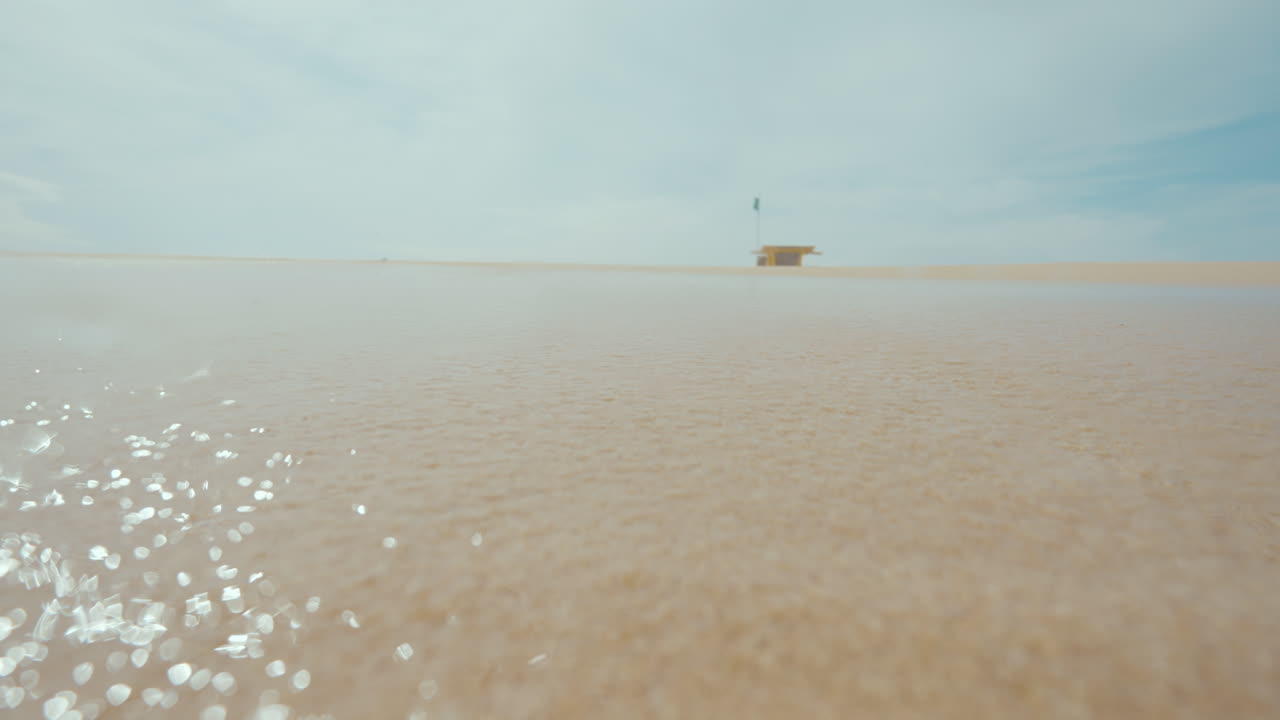 평온한 해변 파도