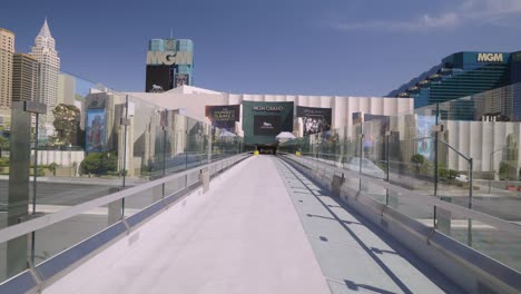 mgm grand las vegas skywalk